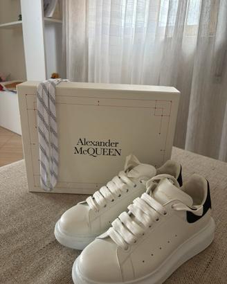 Sneakers Alexander McQueen Oversized (Larry)