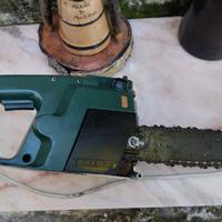 Motosega Elettrica "Black And Decher"