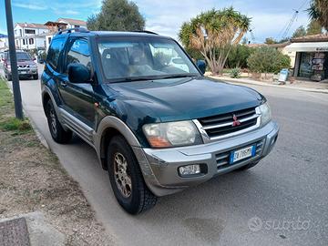 Mitsubishi Pajero, 2002