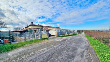 VILLA SINGOLA A SALUDECIO