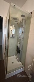 Doccia multifunzione con bagno turco