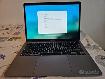 MacBook Air M1 8/512