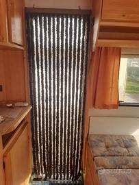 Code in ciniglia per porta caravan