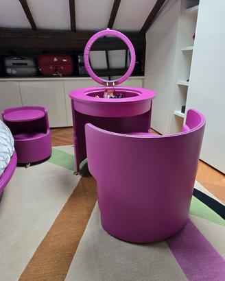 Toilette trucco rotonda richiudibile con specchio