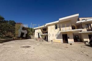 Soluzione semi indipendente con giardino
