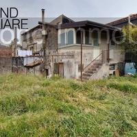 Casa singola 140 mq con terreno a linguaglossa