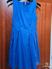 Vestito in cotone smanicato