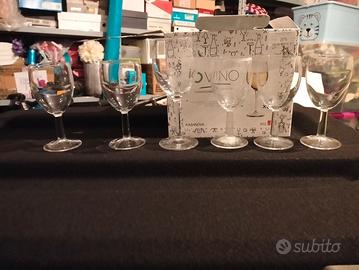 5 calici piccoli e 1 calice grande set composto da