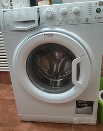 Lavatrice  usata molto poco. 