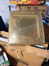 Oblo’ completo di zanzariera e oscurante 40x40cm