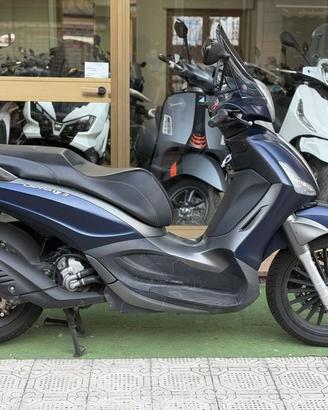 Piaggio Beverly 300 tuo a soli 43€ al mese!