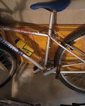 bici Mountain bike donna marchio Bianchi 