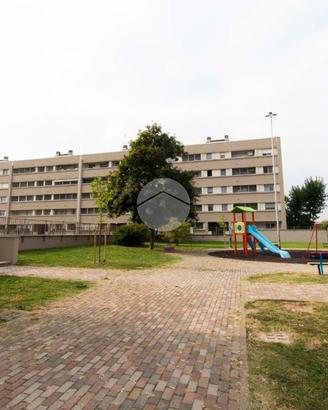 3 LOCALI A CESANO BOSCONE