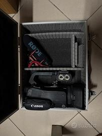 Canon XA75