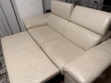 Divano pelle beige