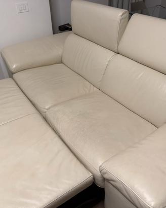 Divano pelle beige