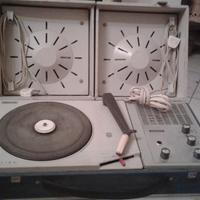 Fono valigia  Philips. 