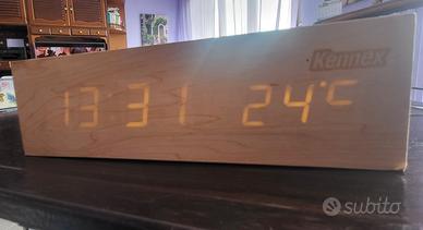 altoparlante bluetooth con orologio 