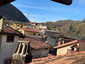 CASA INDIPENDENTE A SAN MARTINO VALLE CAUDINA