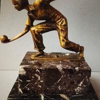 Giocatore di bocce in ottone mass. + Marmo