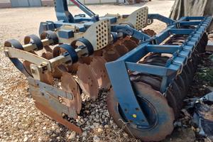 Erpice a dischi con rullo