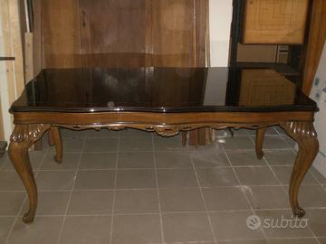 Tavolo anni '50 stile chippendale
