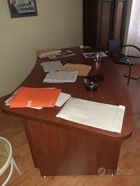 Scrivania in ciliegio