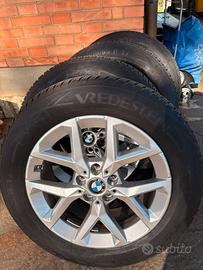 Treno gomme e cerchi originali Bmw del 17