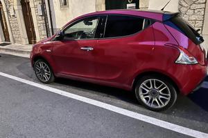 Lancia ypsilon 1.3 multijet