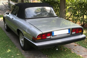 Alfa Romeo Spider Duetto 2.0 America