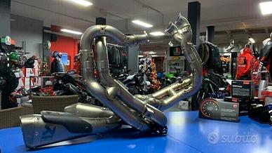 Gruppo di scarico completo passaggio basso in tita