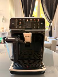 Macchina caffè Philips LatteGo5500