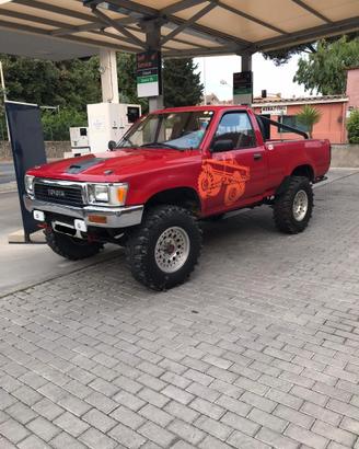 TOYOTA 4 Runner/Hilux 1ª - 1992
