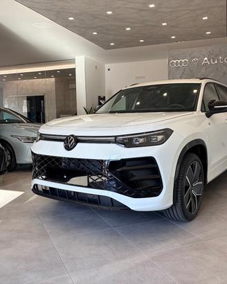 Volkswagen Tayron R-line Plus 2.0 TDI 7 Posti Nuov