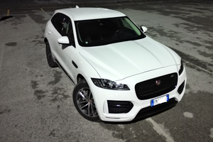 Jaguar F Pace 2.0 240cv