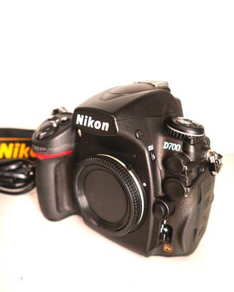 Reflex Nikon D700  Full Frame