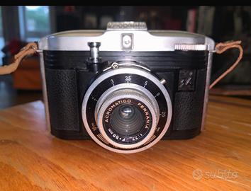 Macchina fotografica Ferrania