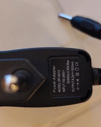 alimentatori vari 5v e 12v