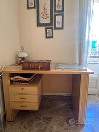 Scrivania anni ‘70