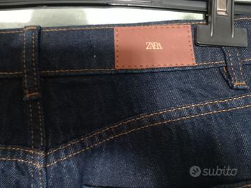 Jeans donna a zampa di elefante Zara