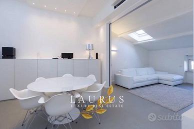 Attico / Mansarda di 100 m² con 4 locali a Forte d