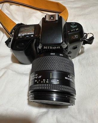 NIKON N70
