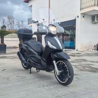 PIAGGIO BEVERLY 300 POLICE