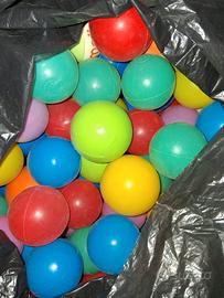Palline e giochi per mare