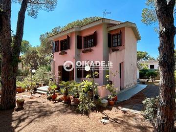 Comunione Dei Pianeti - Ampia villa con giardino