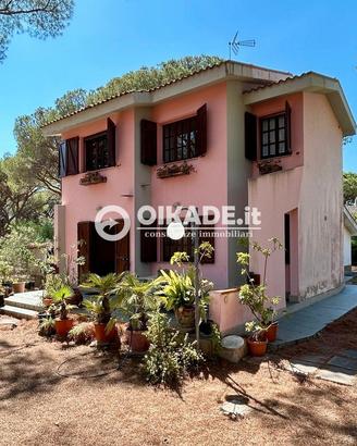 Comunione Dei Pianeti - Ampia villa con giardino