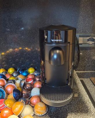 MACCHINA CAFFE' NESPRESSO VERTUO