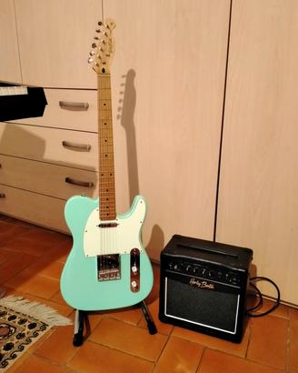 Chitarra elettrica con amplificatore 