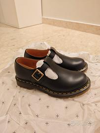 Dr Martens Polley T bar shoes