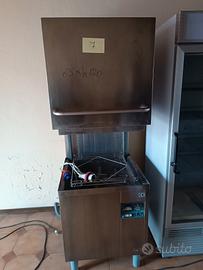 lavastoviglie industriale 